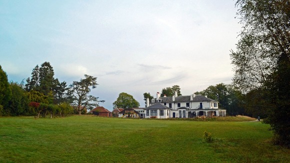 Government to shut West Sussex free school over quality concerns